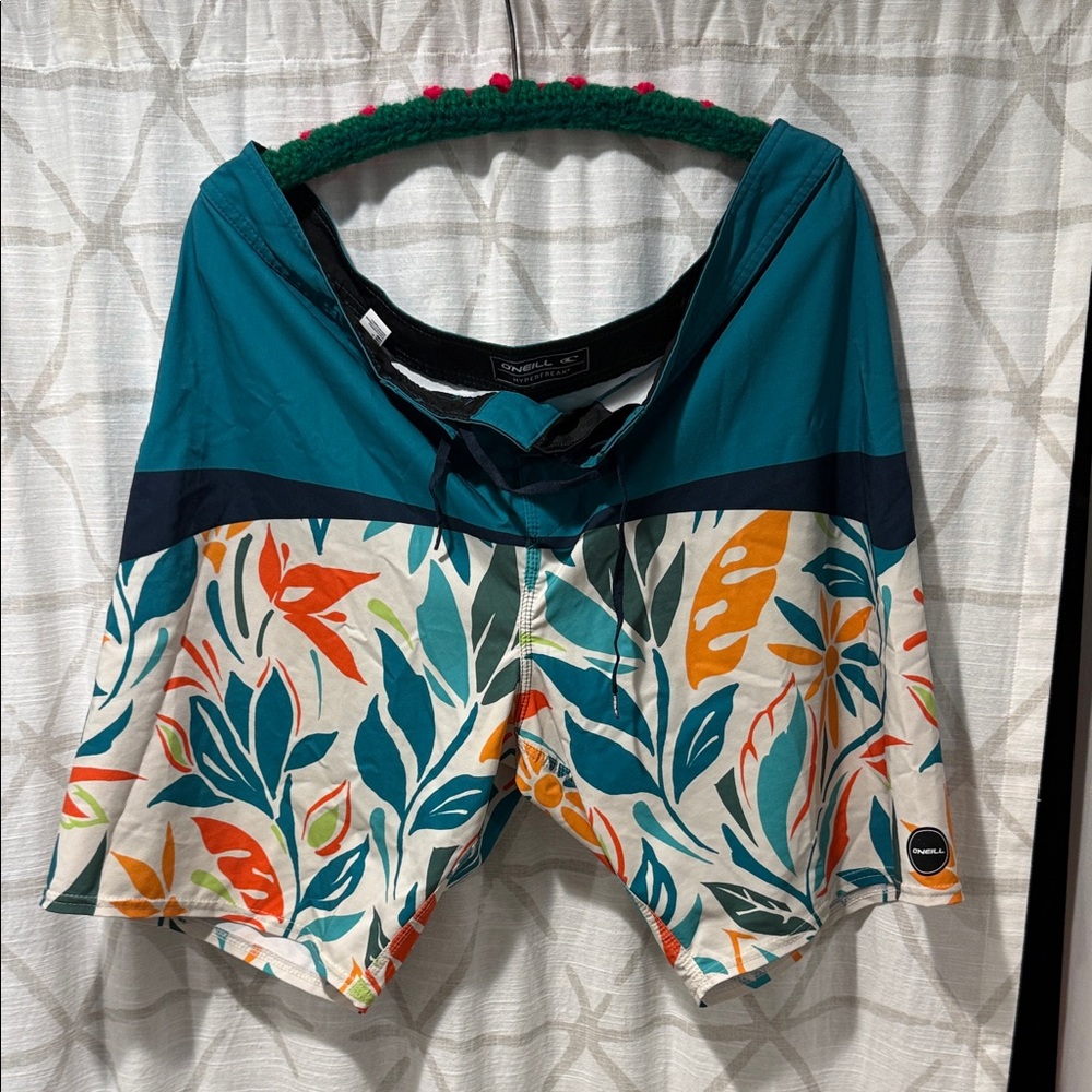 O'Neill Teal Navy Floral Men’s Board Shorts 38